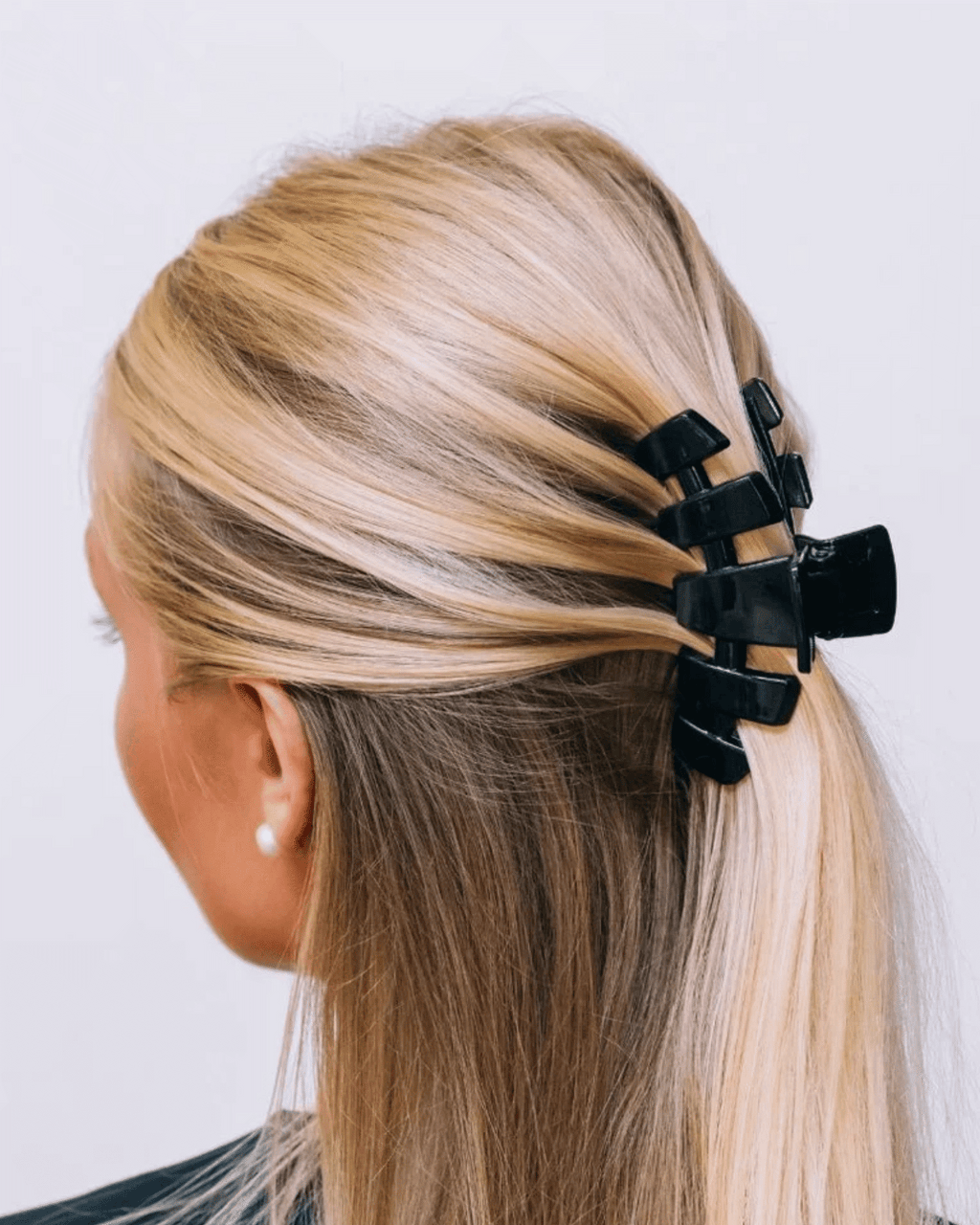 Jet Black Medium Clip