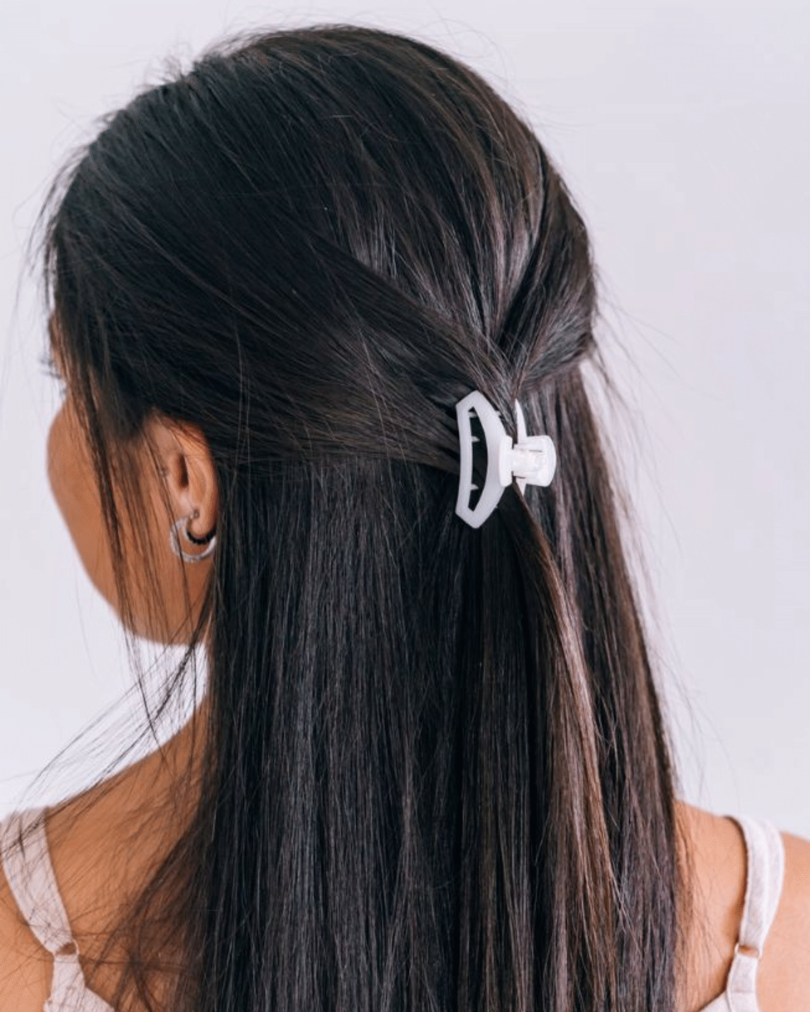 Coconut White Tiny Open Clip